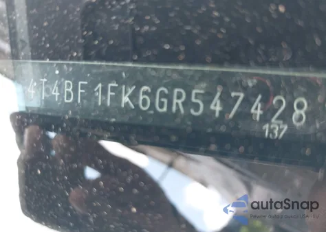 2016 Toyota Camry Le z USA, uszkodzony, nr VIN 4T4BF1FK6GR547428